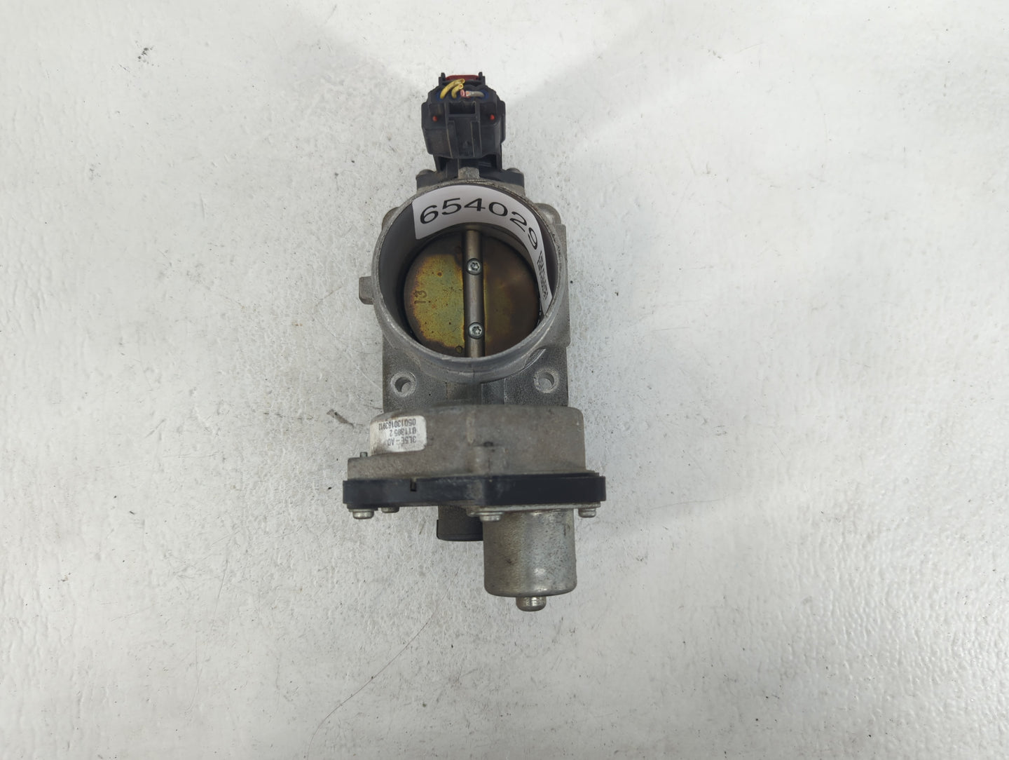 2005-2011 Mercury Grand Marquis Throttle Body P/N:011303 2 2 3L5E-AD Fits OEM Used Auto Parts - Oemusedautoparts1.com