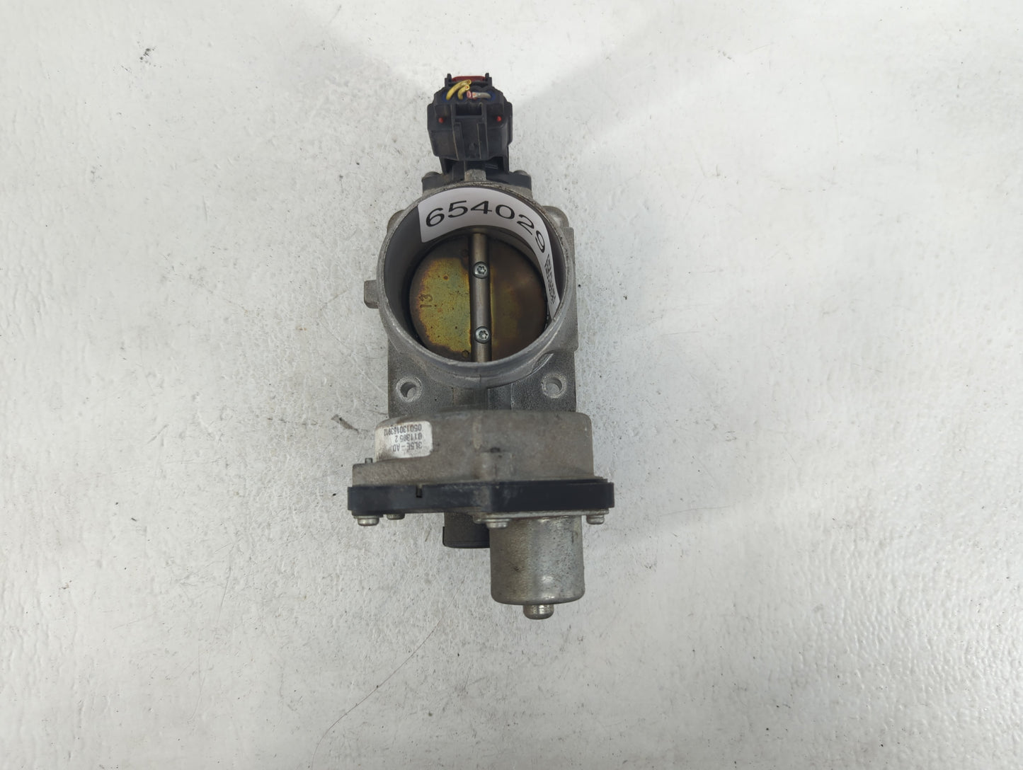 2005-2011 Mercury Grand Marquis Throttle Body P/N:011303 2 2 3L5E-AD Fits OEM Used Auto Parts - Oemusedautoparts1.com
