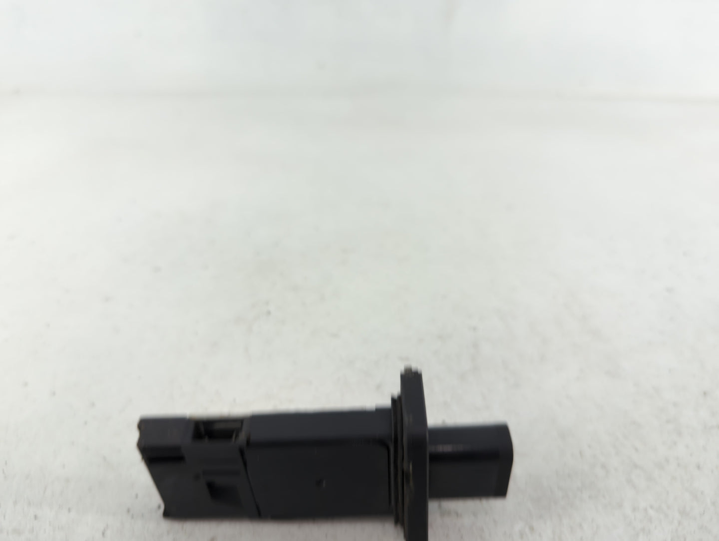 2005-2011 Mercury Grand Marquis Mass Air Flow Meter Maf - Oemusedautoparts1.com