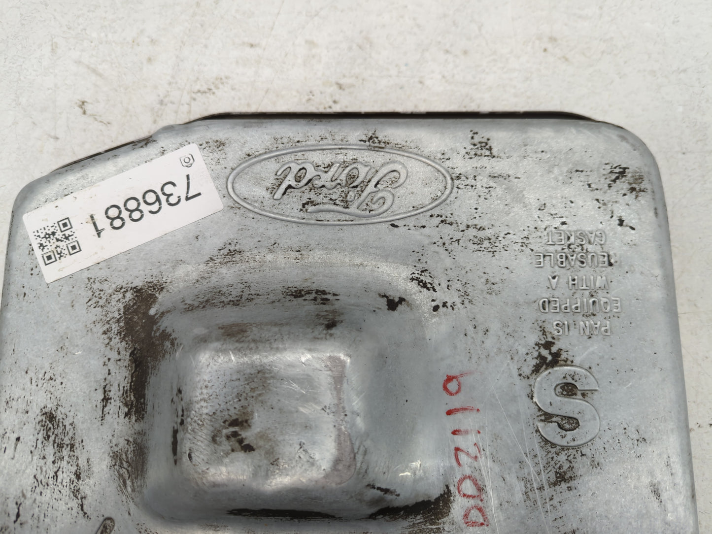 2003-2011 Mercury Grand Marquis Engine Oil Pan P/N:ZDGDA Fits Fits 2003 2004 2005 2006 2007 2008 2009 2010 2011 OEM Used Aut