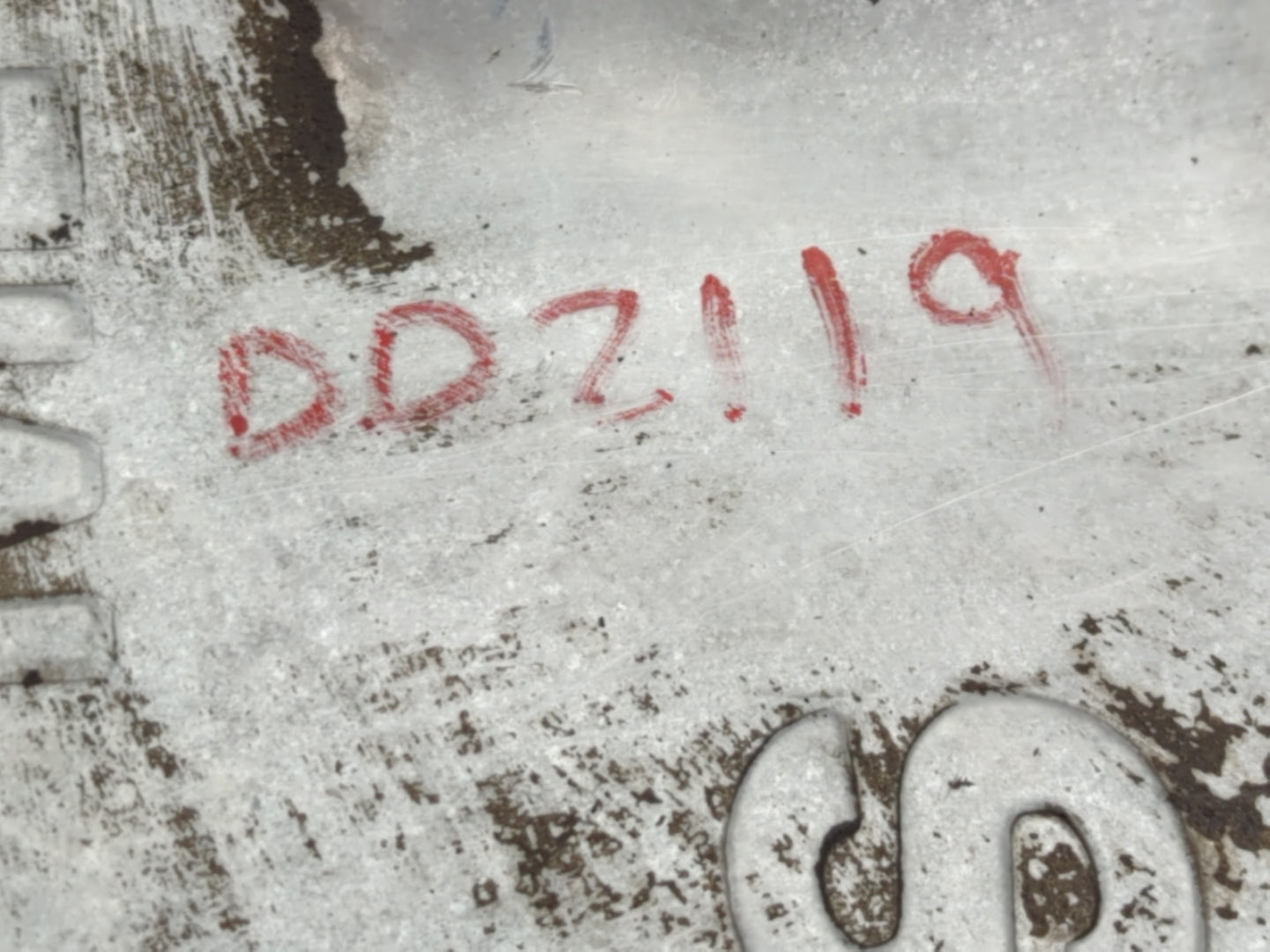 2003-2011 Mercury Grand Marquis Engine Oil Pan P/N:ZDGDA Fits Fits 2003 2004 2005 2006 2007 2008 2009 2010 2011 OEM Used Aut