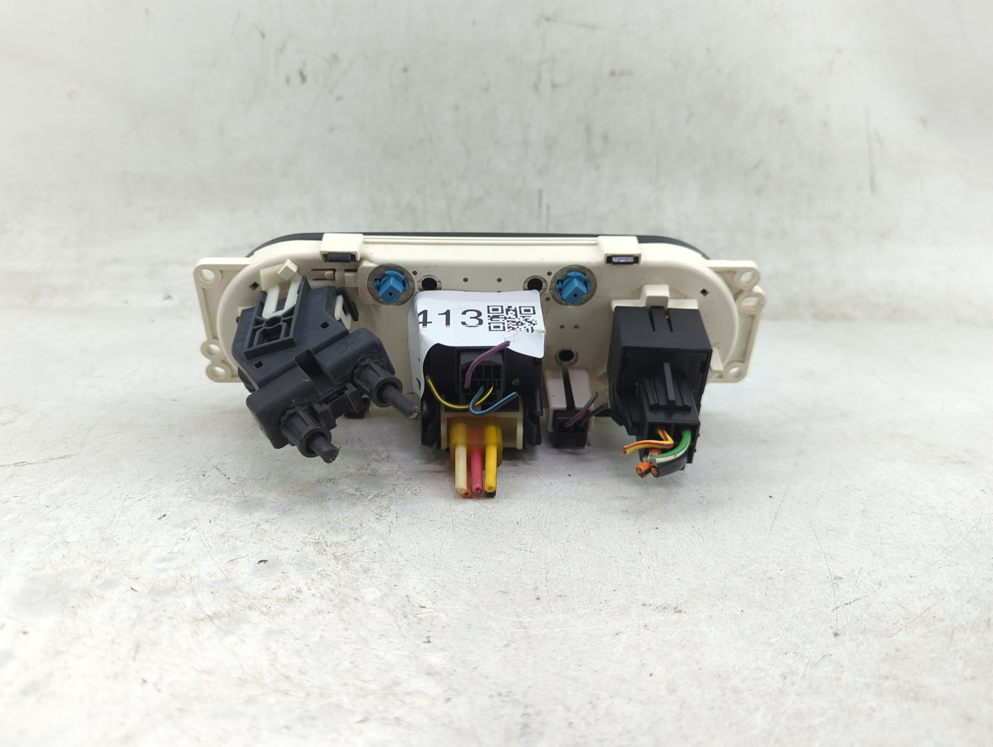 2005-2007 Mercury Mariner Climate Control Module Temperature AC/Heater Replacement P/N:YL8H-19980-A Fits OEM Used Auto Parts