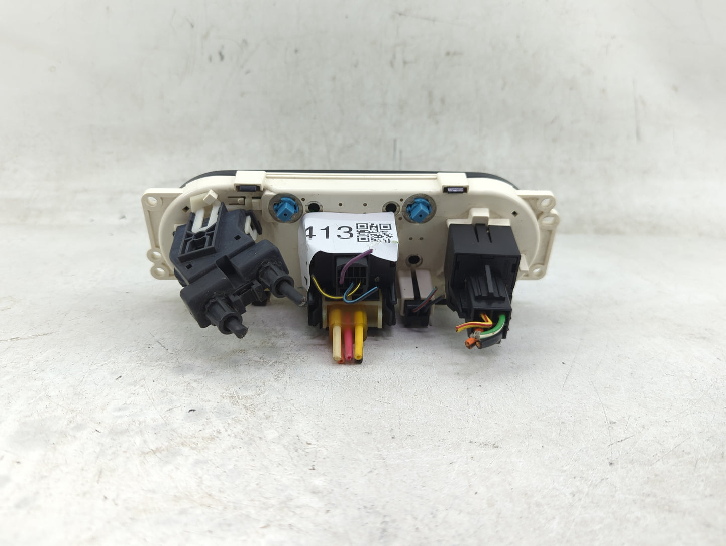 2005-2007 Mercury Mariner Climate Control Module Temperature AC/Heater Replacement P/N:YL8H-19980-A Fits OEM Used Auto Parts