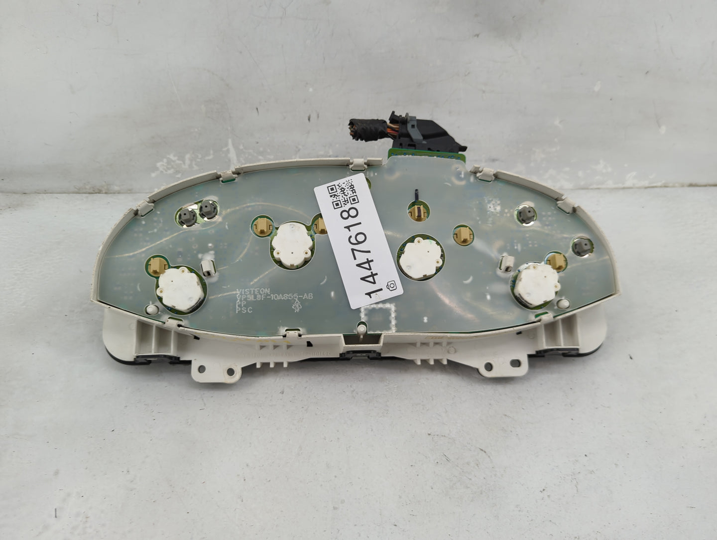 2005 Mercury Mariner Instrument Cluster Speedometer Gauges P/N:5E6T-10849-BH JBBH01154G, 5L8F-10A855-AB Fits OEM Used Auto P