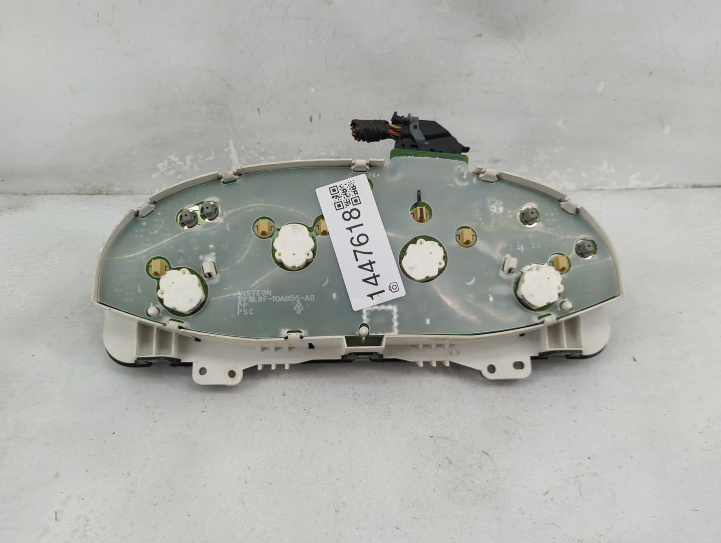 2005 Mercury Mariner Instrument Cluster Speedometer Gauges P/N:5E6T-10849-BH JBBH01154G, 5L8F-10A855-AB Fits OEM Used Auto P