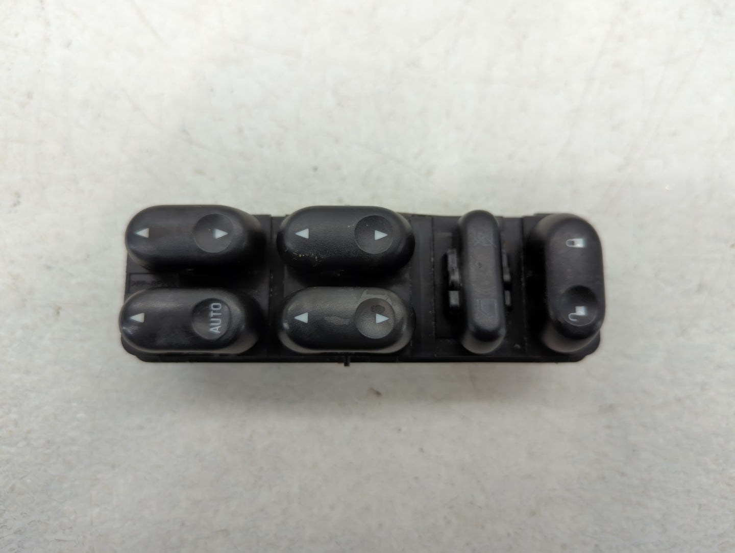 2005-2007 Mercury Mariner Master Power Window Switch Replacement Driver Side Left P/N:PP-GF20 Fits OEM Used Auto Parts - Oem