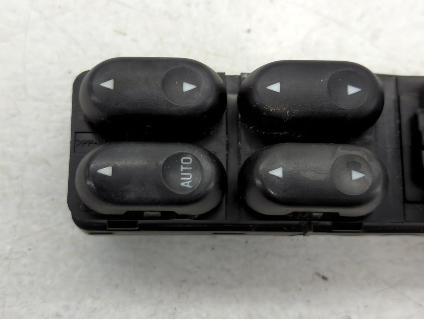 2005-2007 Mercury Mariner Master Power Window Switch Replacement Driver Side Left P/N:PP-GF20 Fits OEM Used Auto Parts - Oem