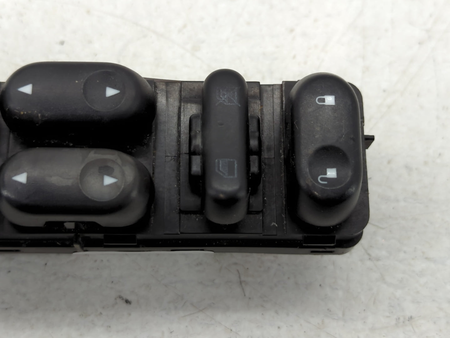 2005-2007 Mercury Mariner Master Power Window Switch Replacement Driver Side Left P/N:PP-GF20 Fits OEM Used Auto Parts - Oem