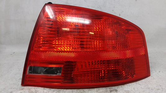 2005 Mercury Mariner Tail Light Assembly Driver Left OEM P/N:R965070 Fits Fits 2006 2007 OEM Used Auto Parts - Oemusedautopa