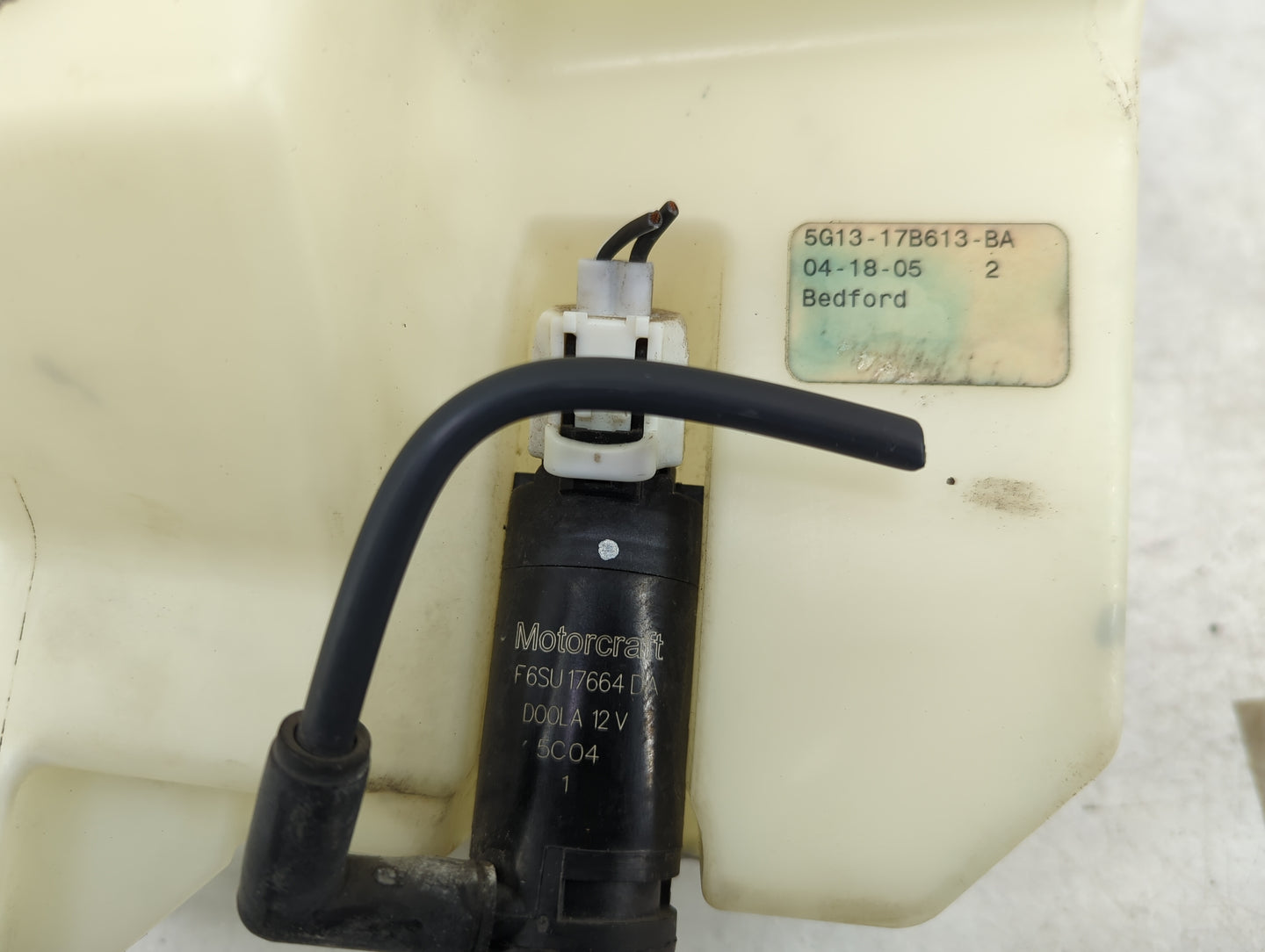 2005-2007 Mercury Montego Windshield Washer Fluid Reservoir Bottle Oem - Oemusedautoparts1.com