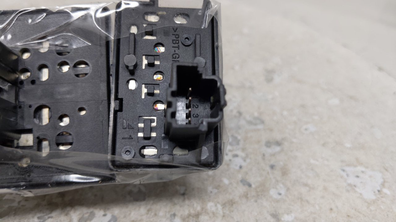 2005 Mercury Montego Master Power Window Switch Replacement Driver Side Left Fits OEM Used Auto Parts - Oemusedautoparts1.co