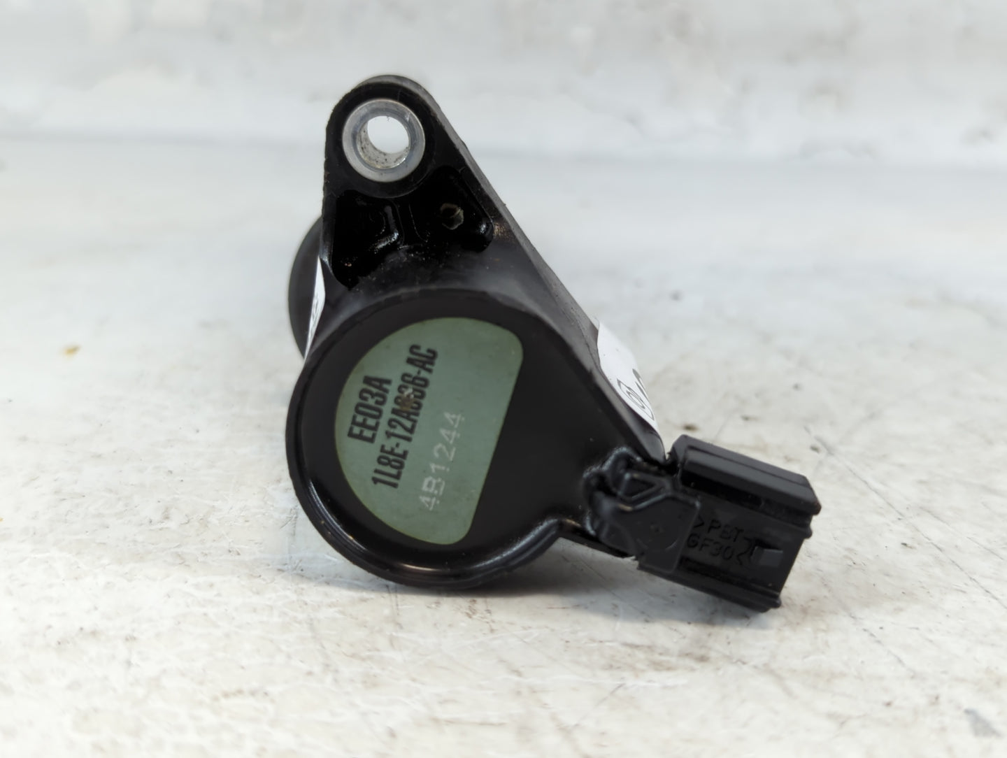 2005-2007 Mercury Montego Ignition Coil Igniter Pack - Oemusedautoparts1.com