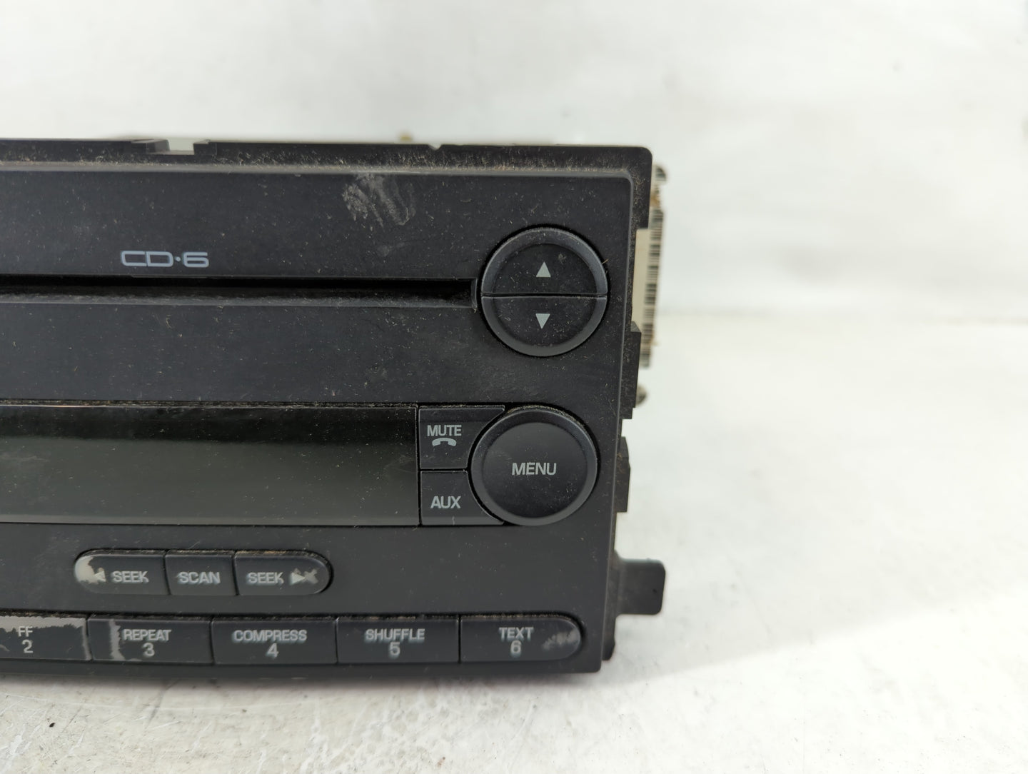2004-2005 Mercury Monterey Radio AM FM Cd Player Receiver Replacement P/N:5F2T-18C815 BA Fits Fits 2004 2005 OEM Used Auto P