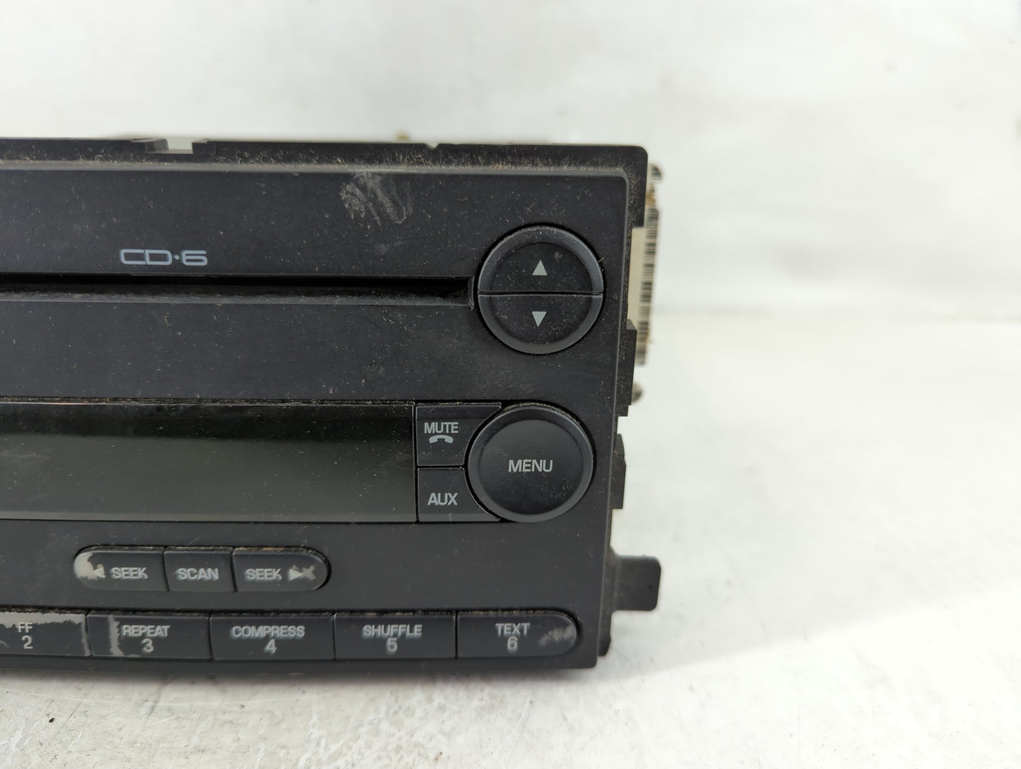 2004-2005 Mercury Monterey Radio AM FM Cd Player Receiver Replacement P/N:5F2T-18C815 BA Fits Fits 2004 2005 OEM Used Auto P