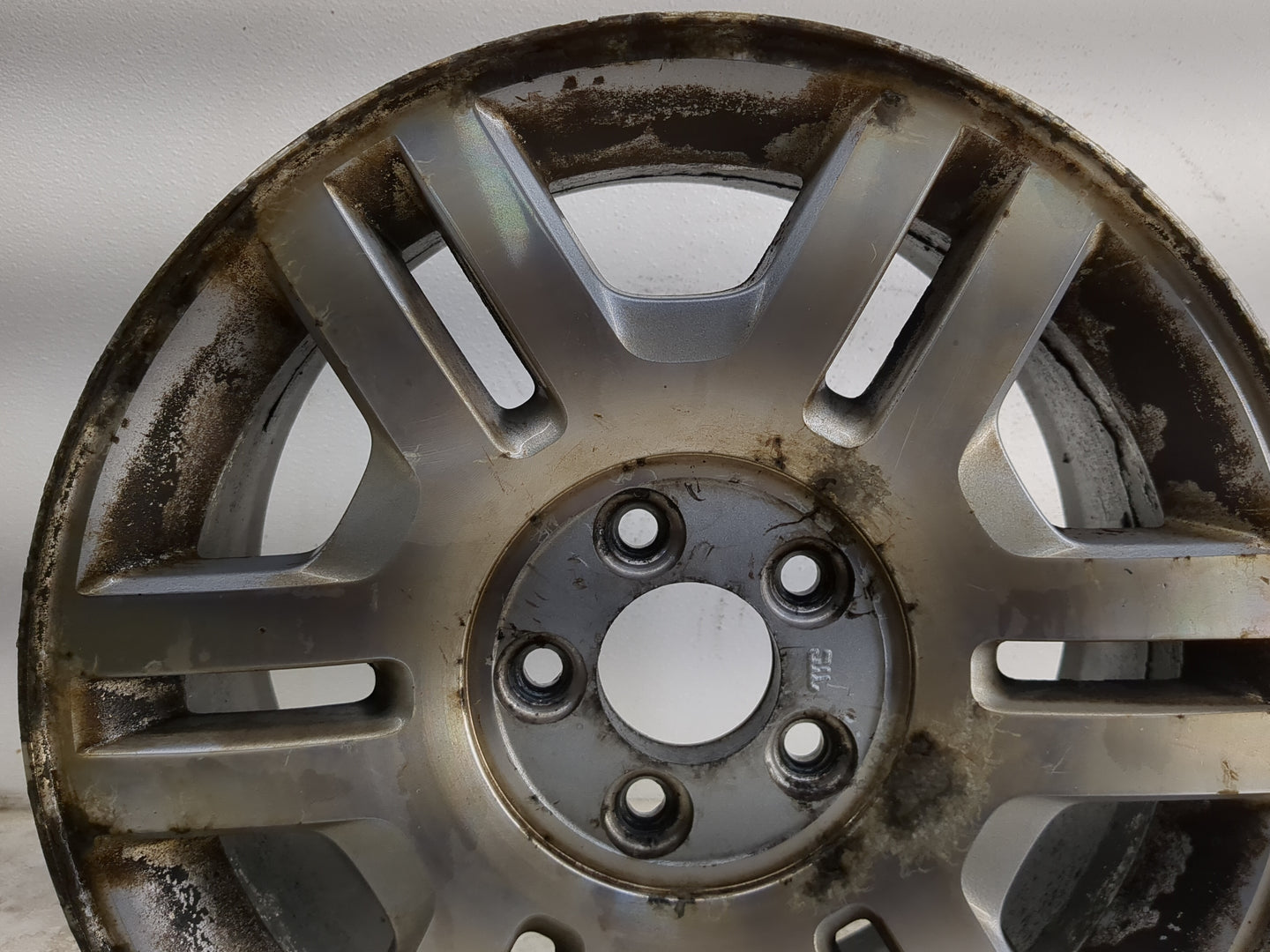 2004-2005 Mercury Mountaineer Oem Wheel Rim - Oemusedautoparts1.com