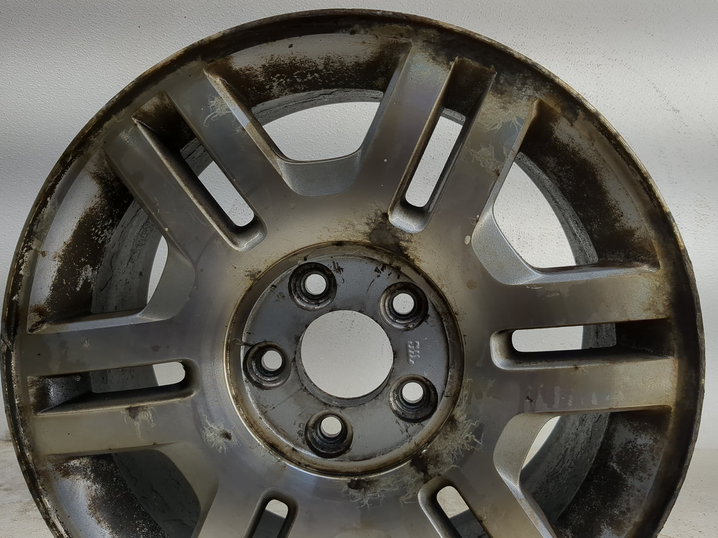 2005-2005 Mercury Mountaineer Oem Wheel Rim - Oemusedautoparts1.com
