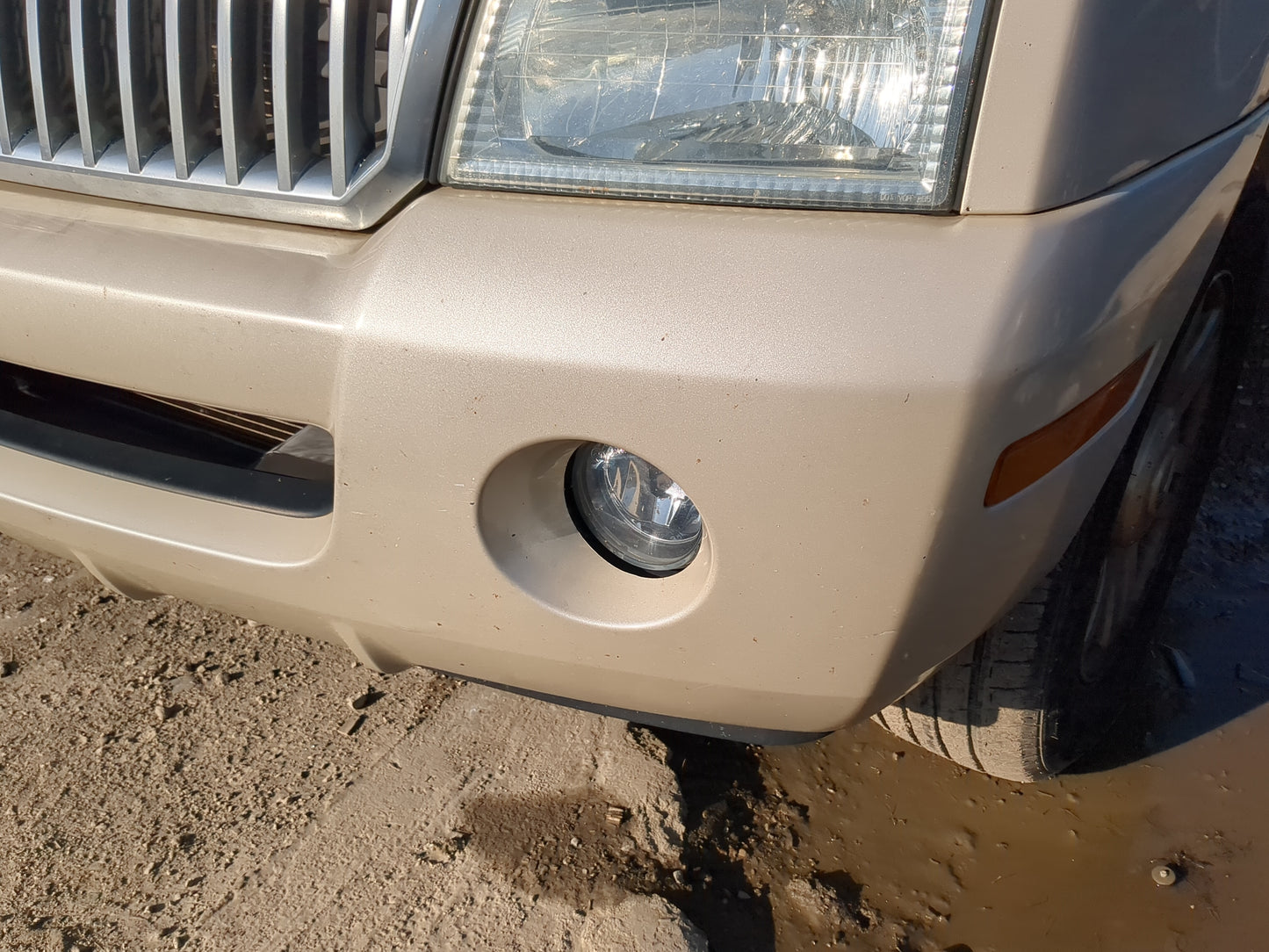 2002-2005 Mercury Mountaineer Front Bumper - Oem - Oemusedautoparts1.com