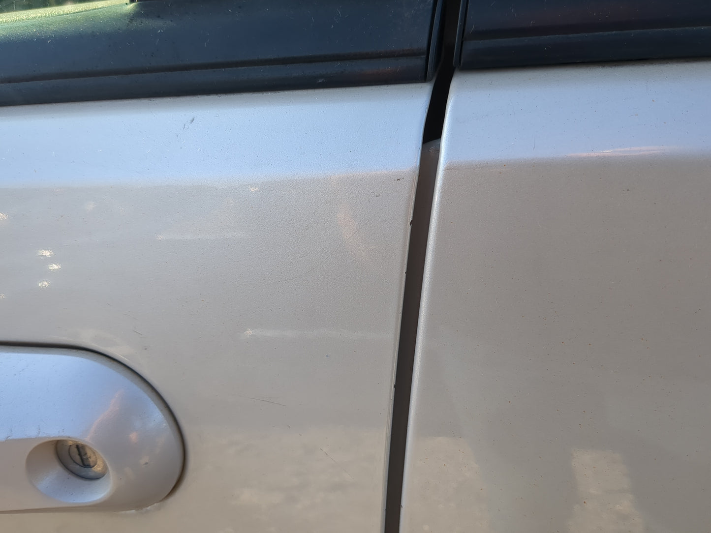 2002-2005 Mercury Mountaineer Driver Front Door Oem 1176861 - Oemusedautoparts1.com