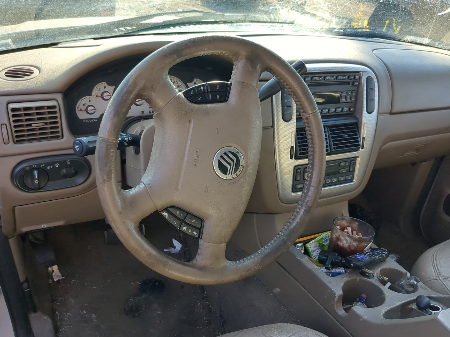 2002-2005 Mercury Mountaineer Air Bag Driver Left Steering Wheel Mounted - Oemusedautoparts1.com