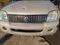 2002-2005 Mercury Mountaineer Front Grille Bumper Not Included - Oemusedautoparts1.com