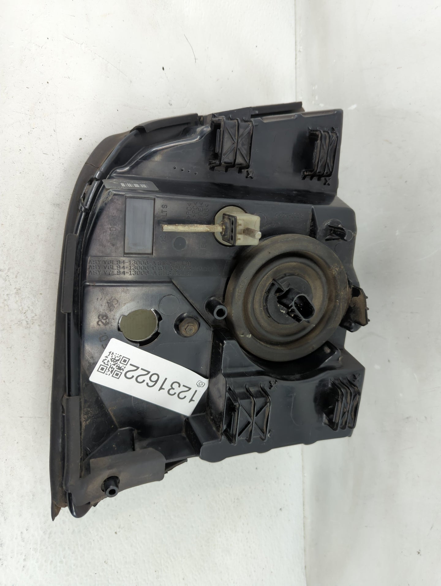 2002-2005 Mercury Mountaineer Driver Left Oem Head Light Headlight Lamp - Oemusedautoparts1.com