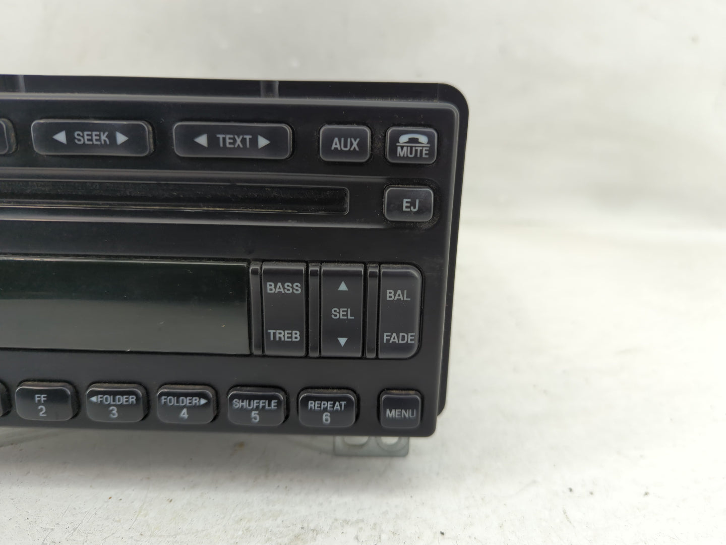 2005 Mercury Mountaineer Radio AM FM Cd Player Receiver Replacement P/N:5L2T-18C869-AC Fits OEM Used Auto Parts - Oemusedaut
