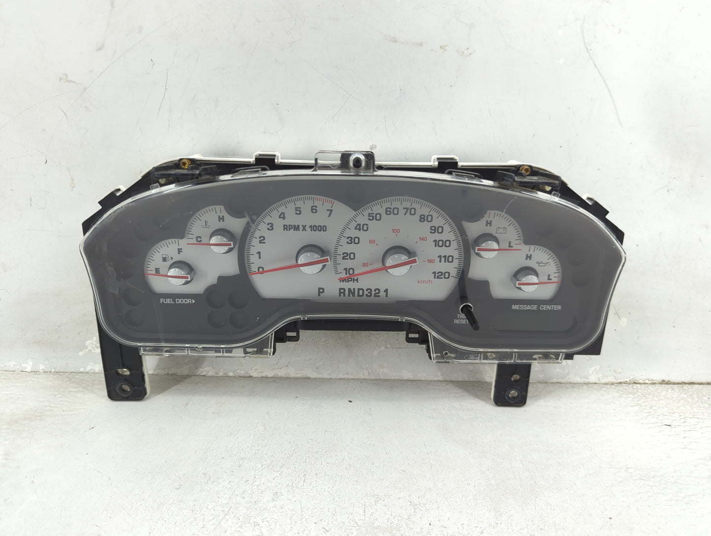 2004-2005 Mercury Mountaineer Instrument Cluster Speedometer Gauges P/N:VP4L2F-10A855-BD Miles: Fits Fits 2004 2005 OEM Used