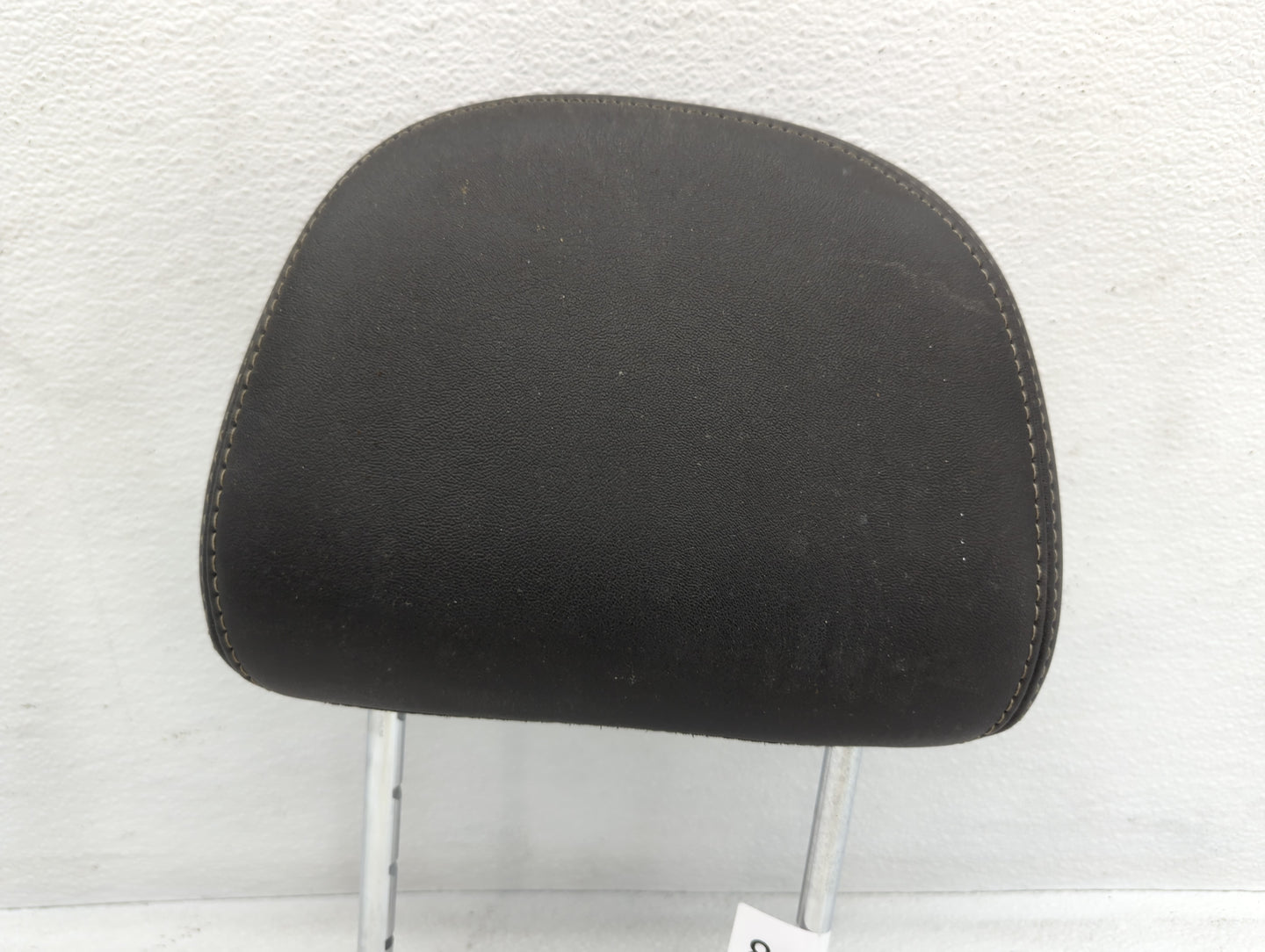 2005-2005 Mercury Mountaineer Headrest Head Rest Rear Seat - Oemusedautoparts1.com