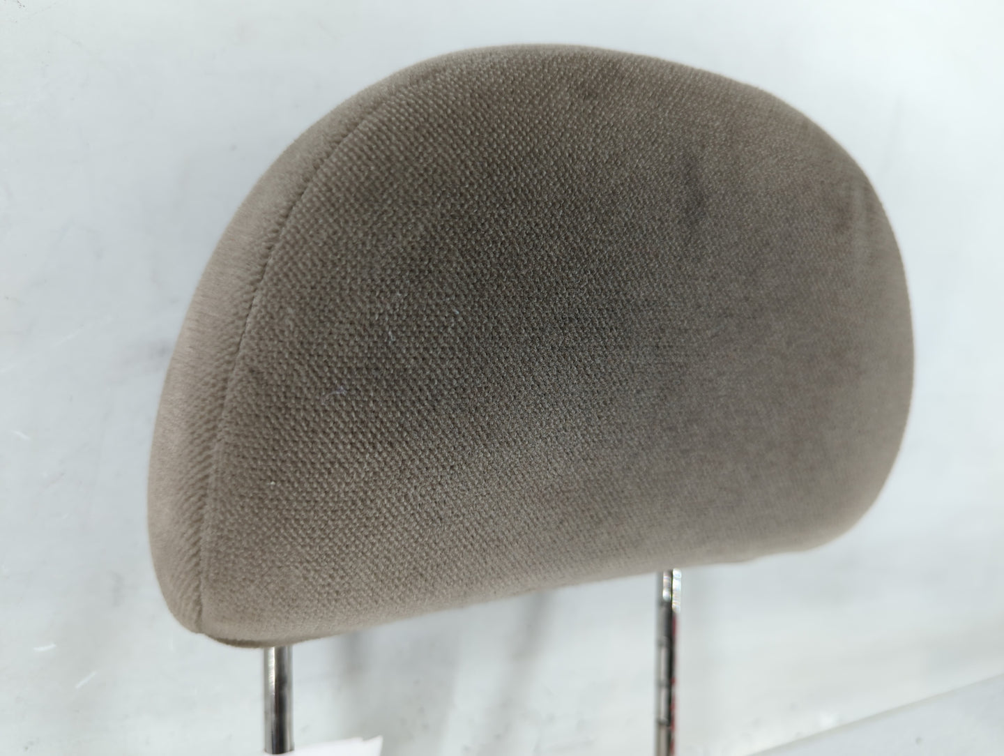 2004-2005 Mercury Sable Headrest Head Rest Front Driver Passenger Seat Fits Fits 2004 2005 2006 2007 OEM Used Auto Parts - O
