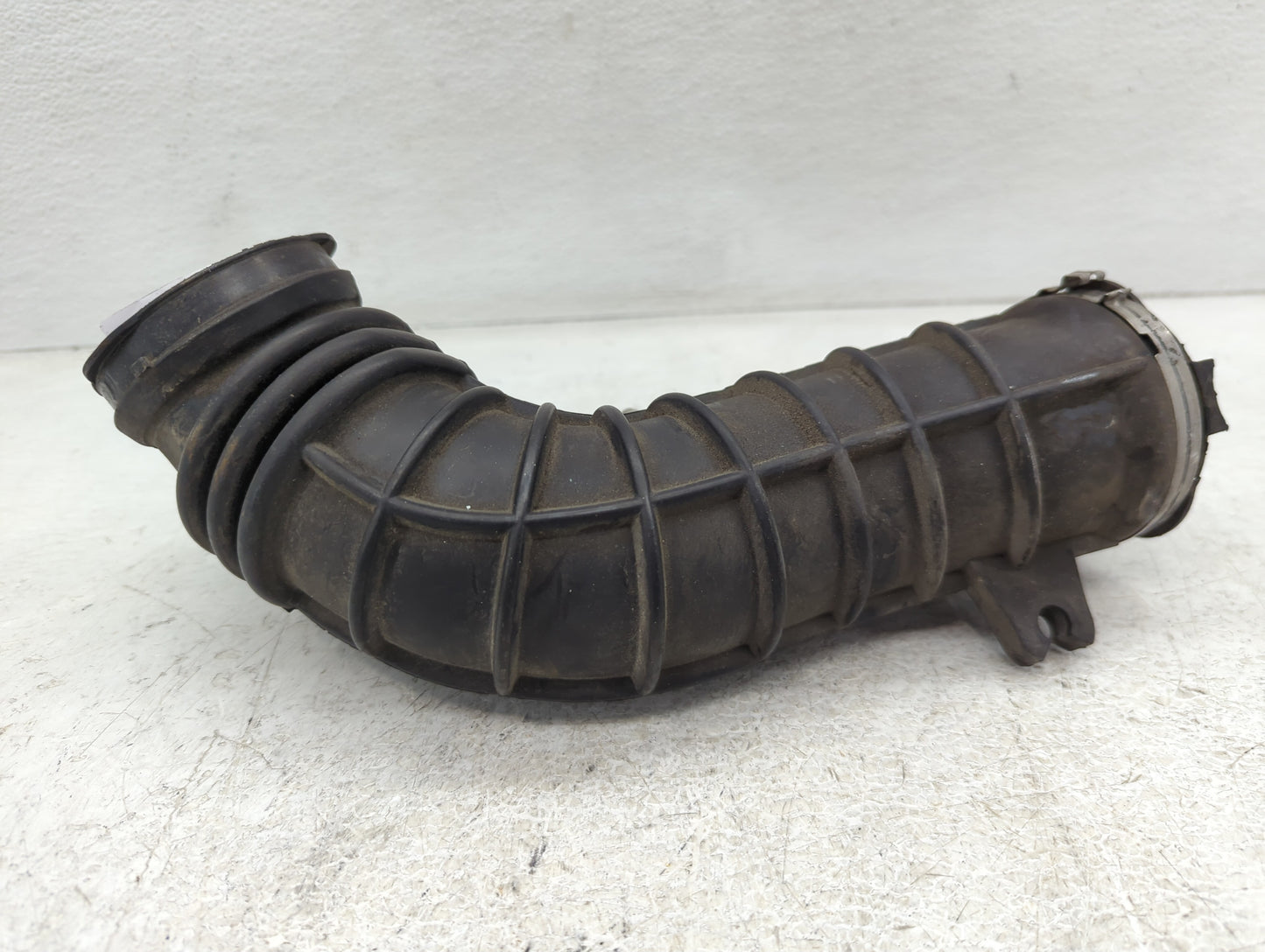 2005 Mini Cooper Air Cleaner Intake Duct Hose Tube - Oemusedautoparts1.com