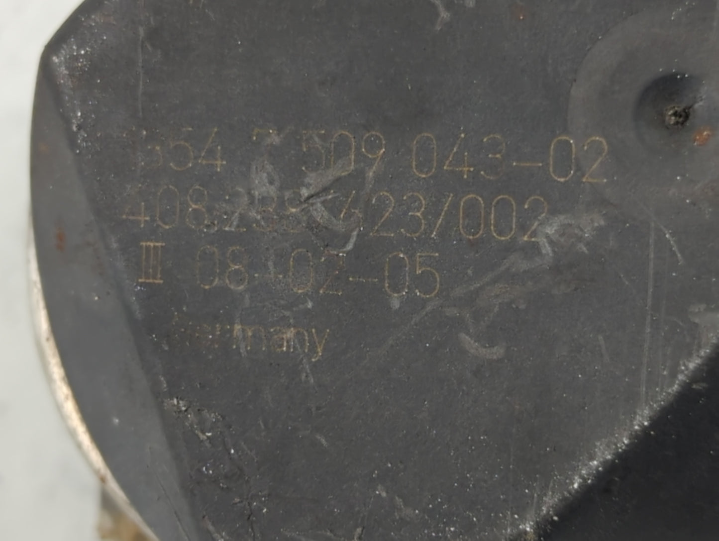 2005 Mini Cooper Throttle Body P/N:354 7 509 043-02 Fits OEM Used Auto Parts - Oemusedautoparts1.com