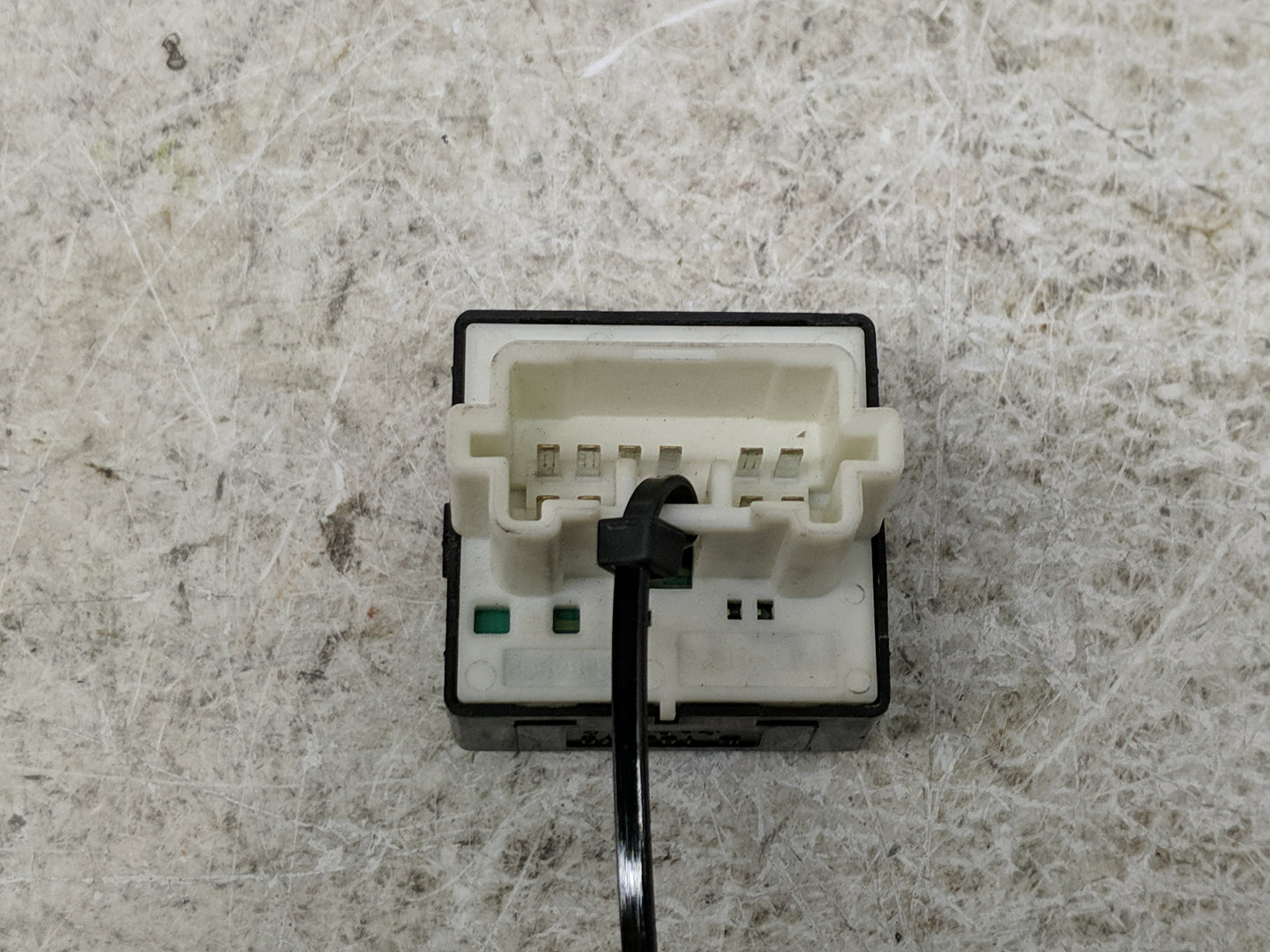2004-2011 Mitsubishi Endeavor Master Power Window Switch Replacement Driver Side Left P/N:183570 Fits OEM Used Auto Parts - 