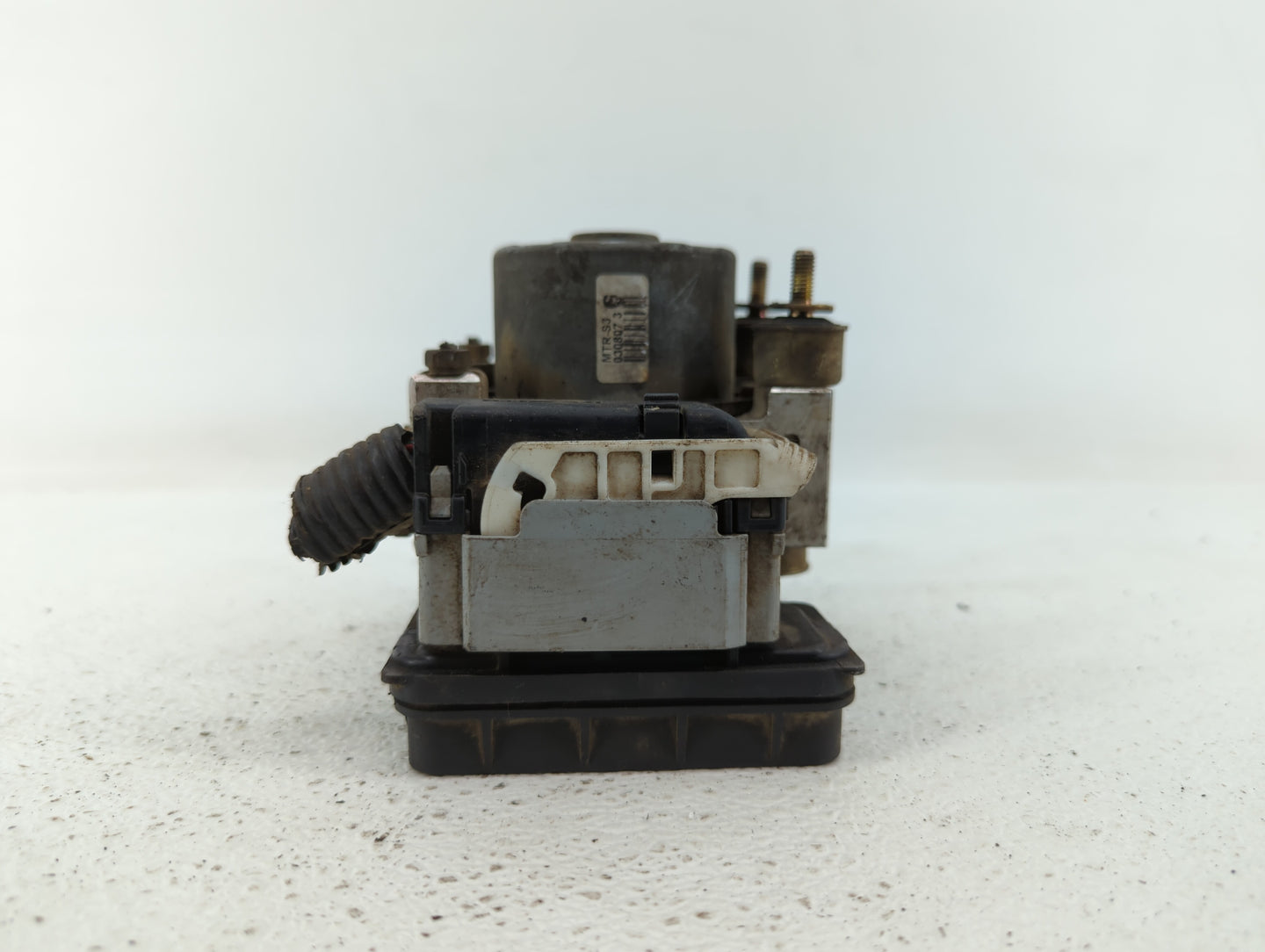 2004-2006 Mitsubishi Endeavor ABS Pump Control Module Replacement P/N:MB2-3619-1 MR569716 Fits Fits 2004 2005 2006 OEM Used 