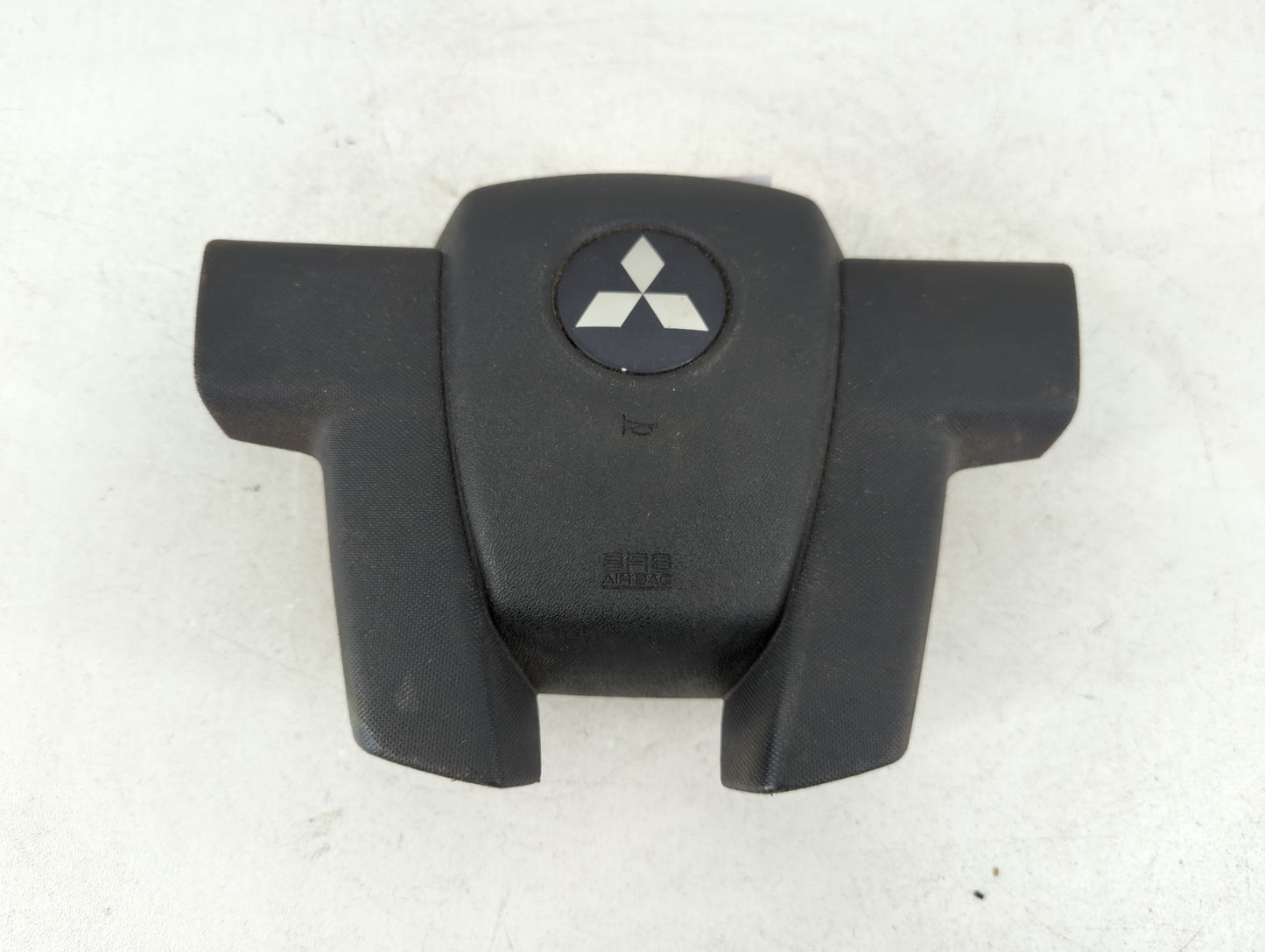 2004-2006 Mitsubishi Galant Air Bag Driver Left Steering Wheel Mounted - Oemusedautoparts1.com