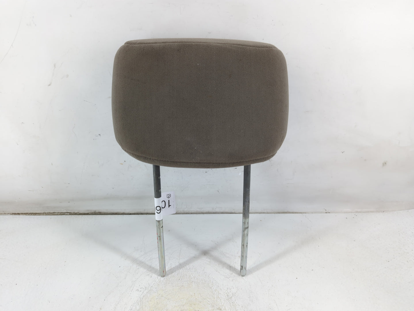 2005-2006 Mitsubishi Galant Headrest Head Rest Front Driver Passenger Seat Fits Fits 2005 2006 OEM Used Auto Parts - Oemused