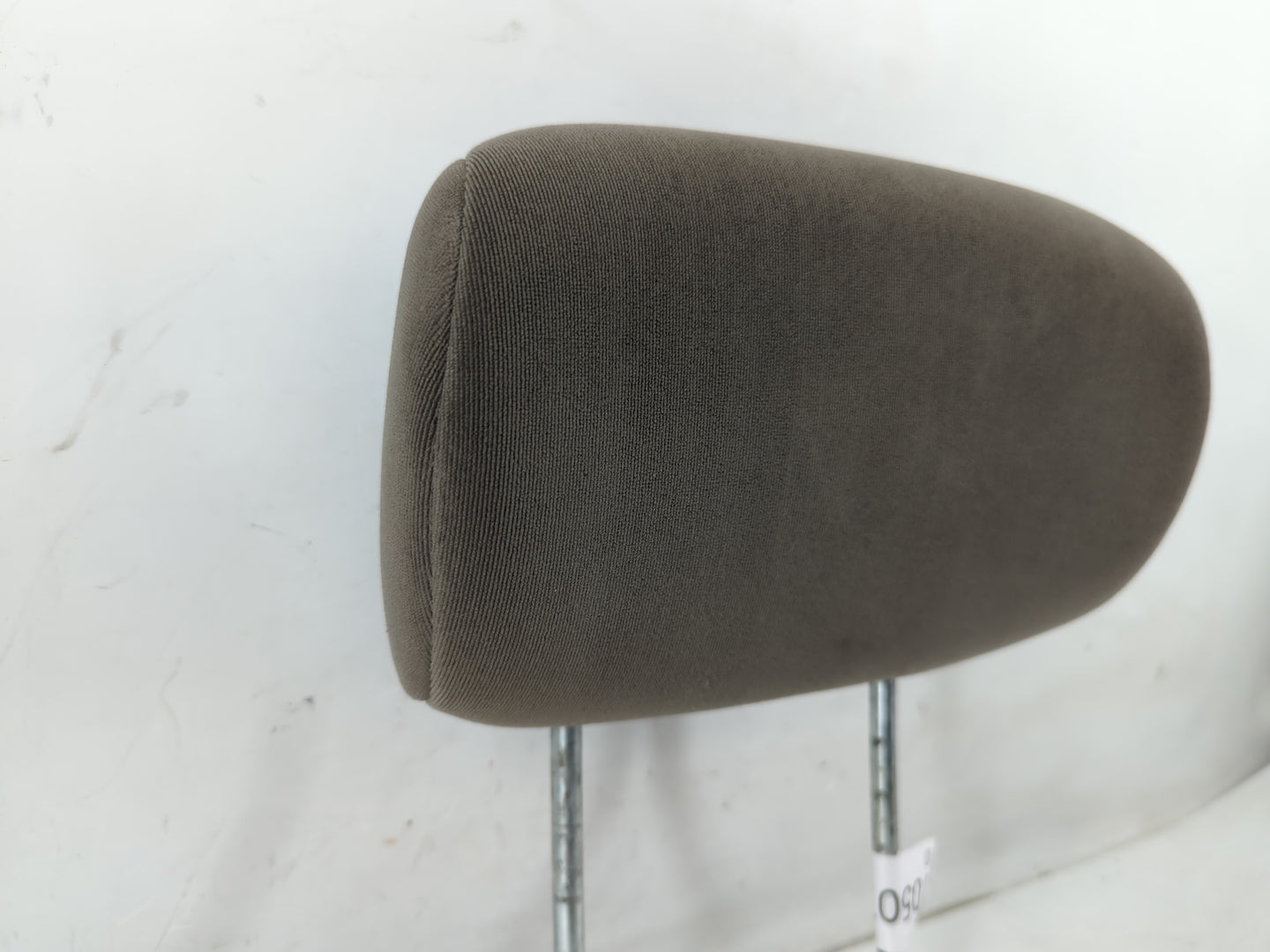 2005-2006 Mitsubishi Galant Headrest Head Rest Front Driver Passenger Seat Fits Fits 2005 2006 OEM Used Auto Parts - Oemused