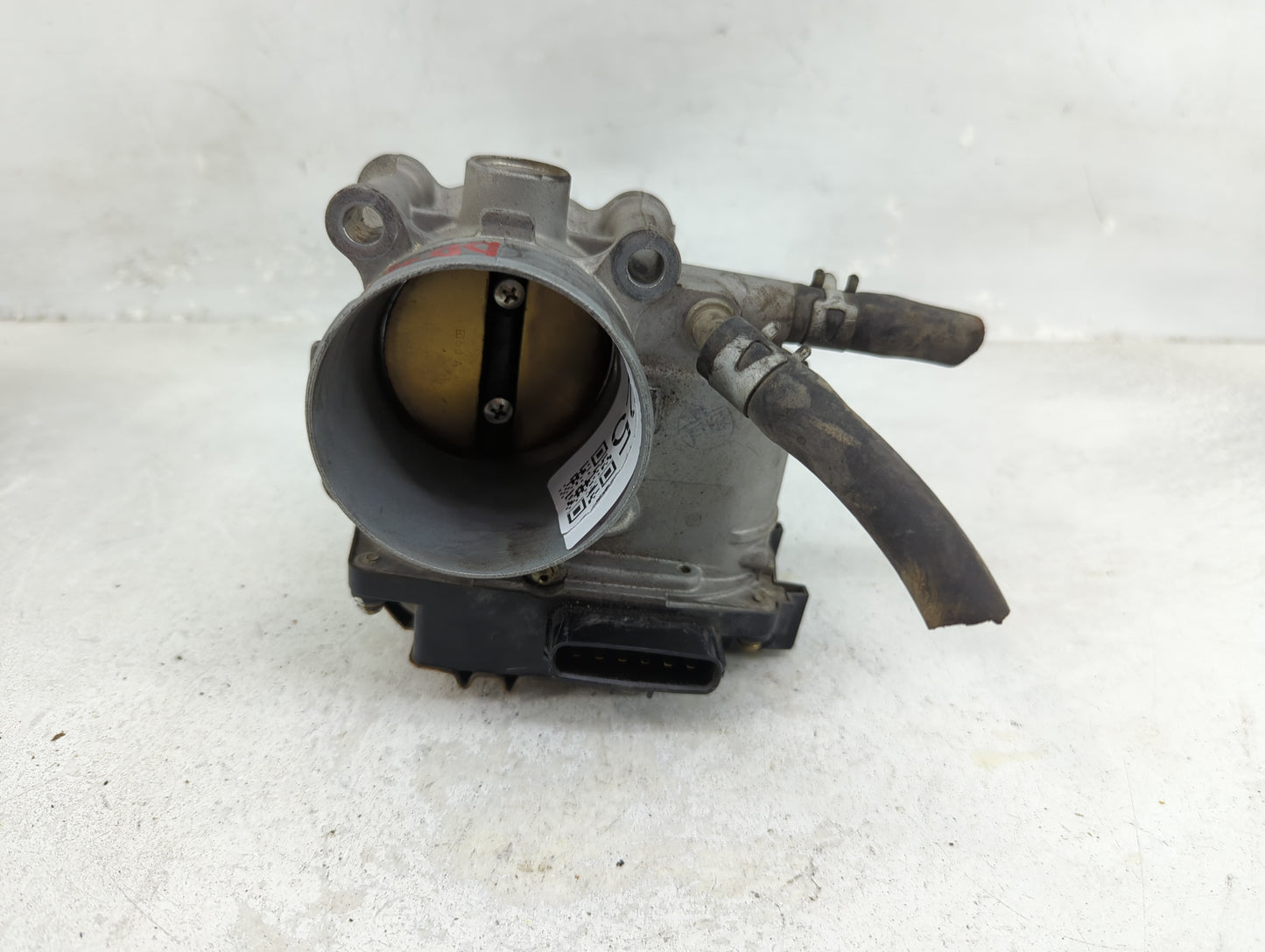 2004-2012 Mitsubishi Galant Throttle Body Fits Fits 2004 2005 2006 2007 2008 2009 2010 2011 2012 OEM Used Auto Parts - Oemus