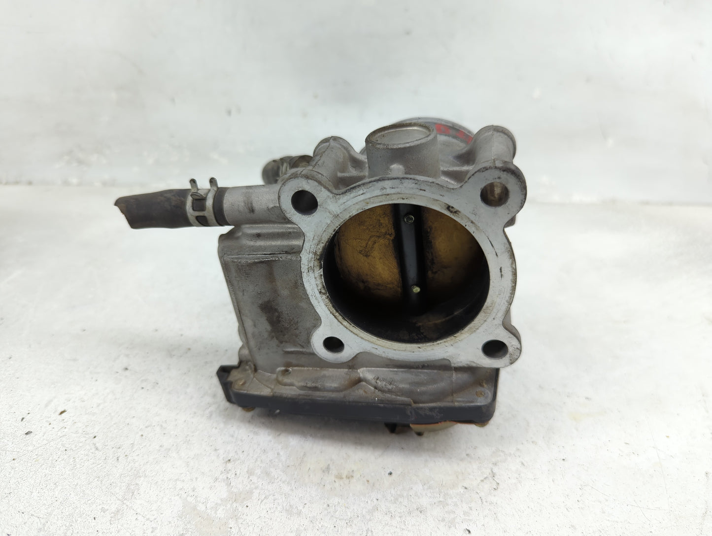 2004-2012 Mitsubishi Galant Throttle Body Fits Fits 2004 2005 2006 2007 2008 2009 2010 2011 2012 OEM Used Auto Parts - Oemus