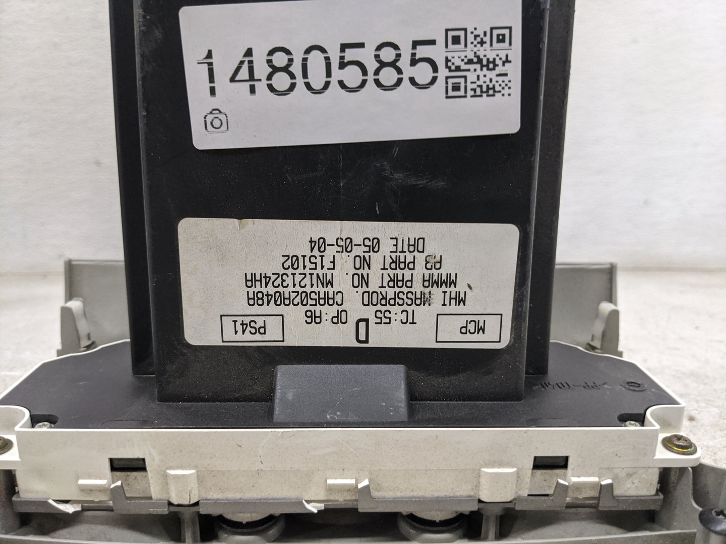2005 Mitsubishi Galant Climate Control Module Temperature AC/Heater Replacement P/N:MR568500 MN123244, CR450 2R048A, F15102 