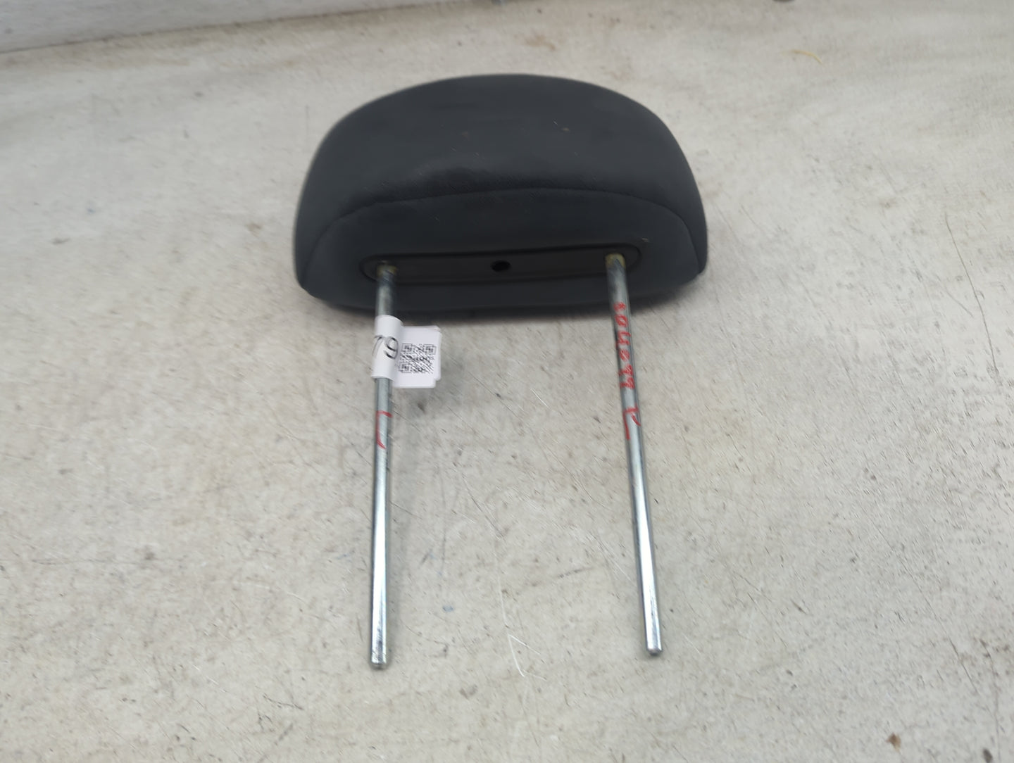 2005 Mitsubishi Galant Headrest Head Rest Front Driver Passenger Seat Fits OEM Used Auto Parts - Oemusedautoparts1.com