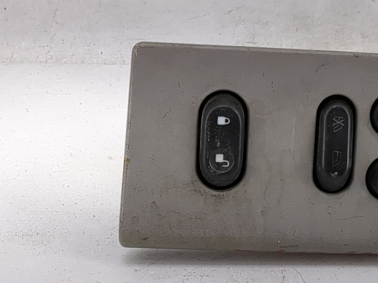 2005 Mitsubishi Galant Master Power Window Switch Replacement Driver Side Left P/N:NME747765725S Fits OEM Used Auto Parts - 