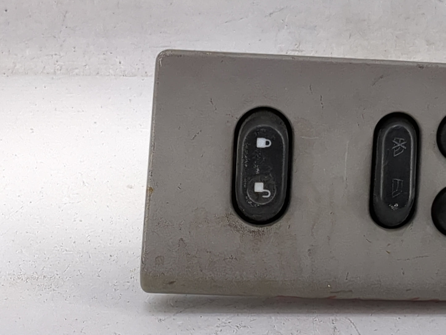 2005 Mitsubishi Galant Master Power Window Switch Replacement Driver Side Left P/N:NME747765725S Fits OEM Used Auto Parts - 