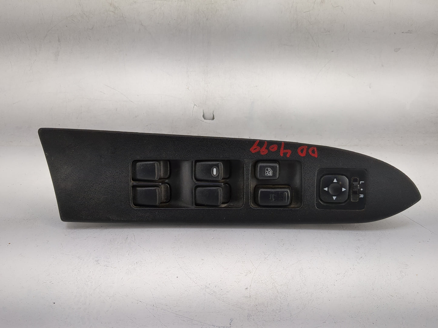 2000-2006 Mitsubishi Galant Master Power Window Switch Replacement Driver Side Left P/N:MR400711 A4180 Fits OEM Used Auto Pa