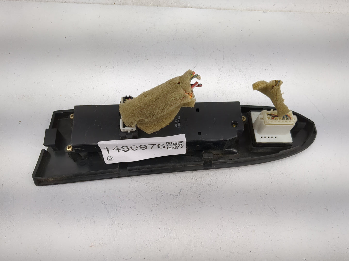 2000-2006 Mitsubishi Galant Master Power Window Switch Replacement Driver Side Left P/N:MR400711 A4180 Fits OEM Used Auto Pa