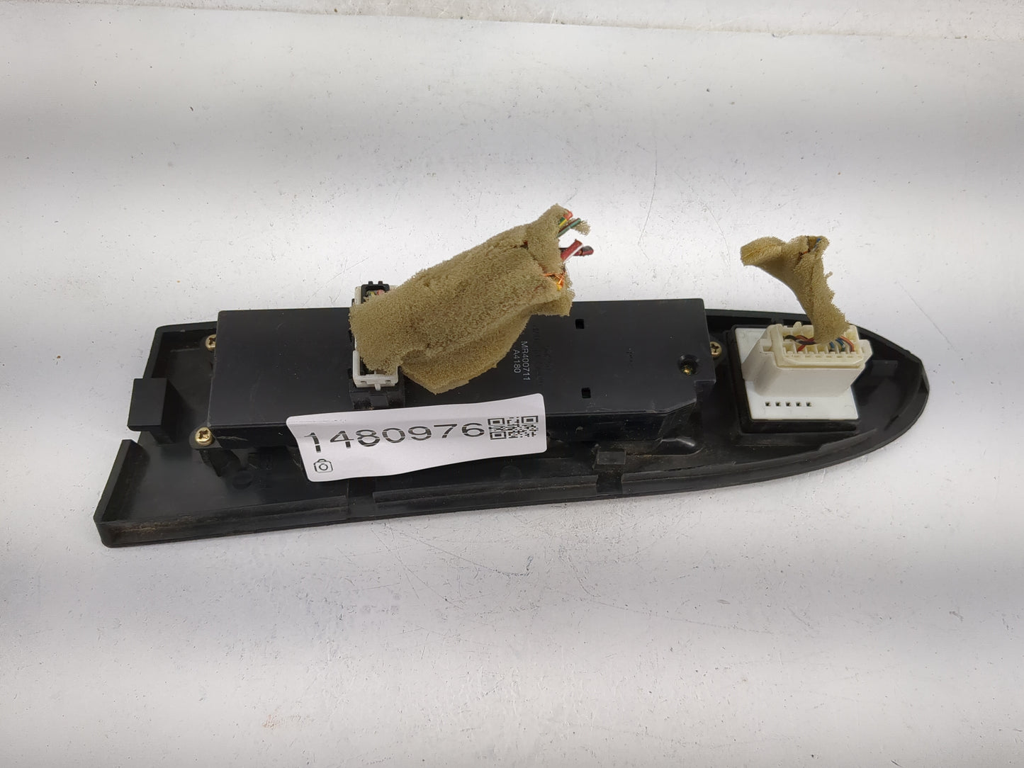 2000-2006 Mitsubishi Galant Master Power Window Switch Replacement Driver Side Left P/N:MR400711 A4180 Fits OEM Used Auto Pa