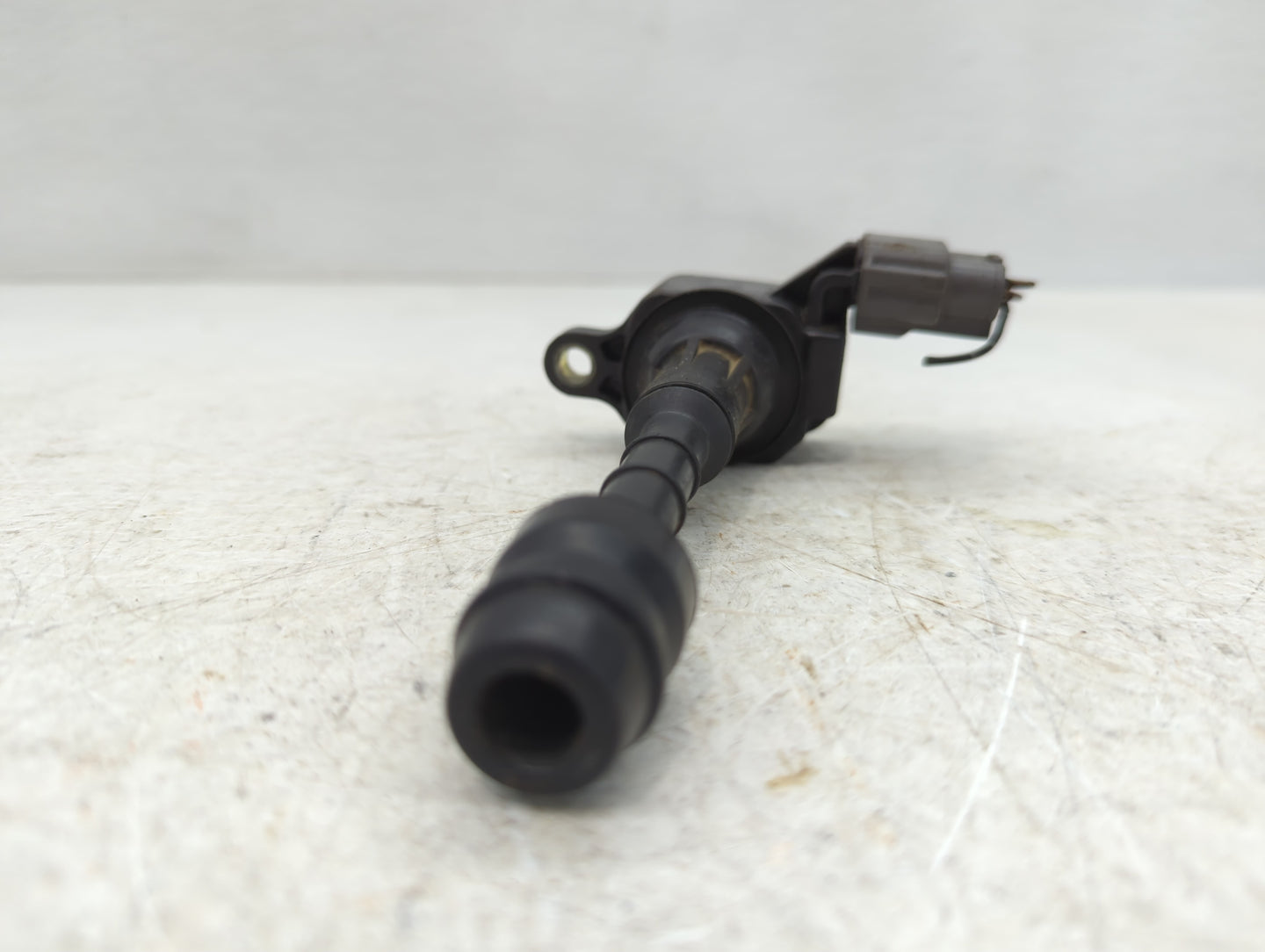 2003-2006 Nissan 350z Ignition Coil Igniter Pack - Oemusedautoparts1.com