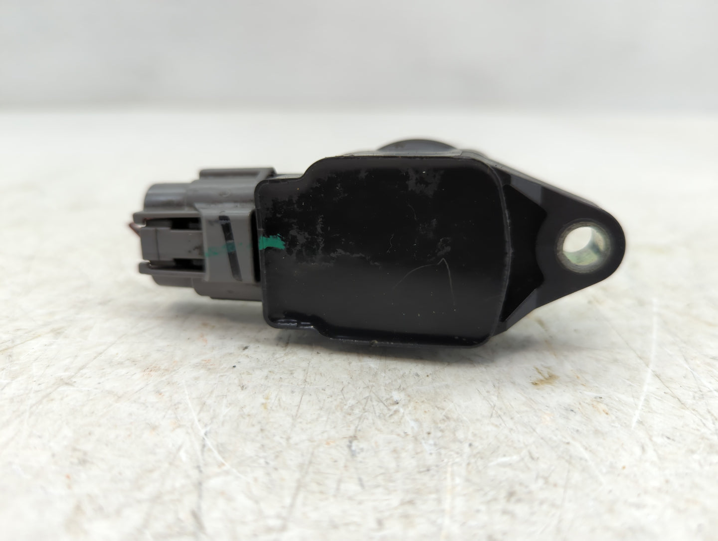 2003-2006 Nissan 350z Ignition Coil Igniter Pack - Oemusedautoparts1.com