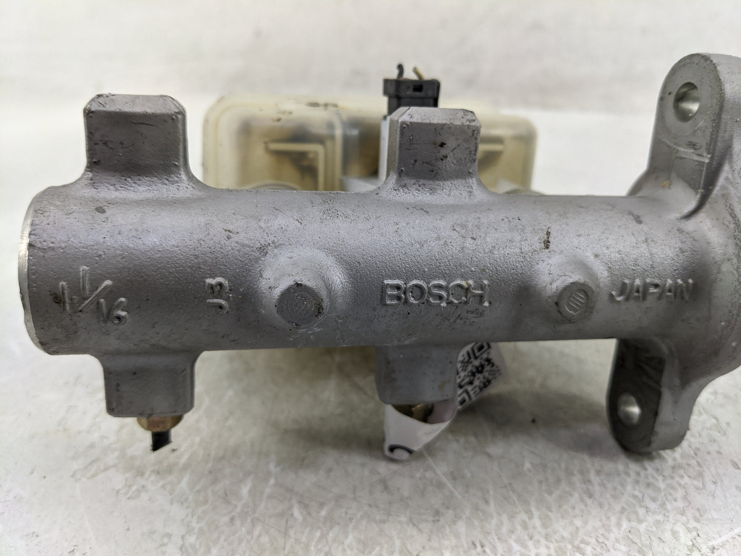 2003-2009 Nissan 350z Brake Master Cylinder - Oemusedautoparts1.com