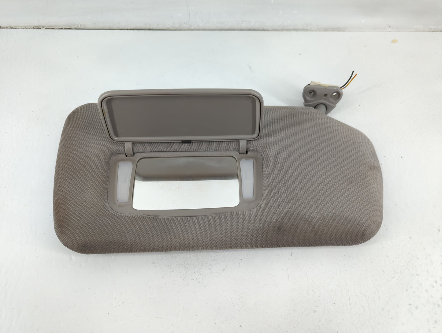 2005-2006 Nissan Altima Sun Visor Shade Replacement Passenger Right Mirror Fits Fits 2005 2006 OEM Used Auto Parts - Oemused