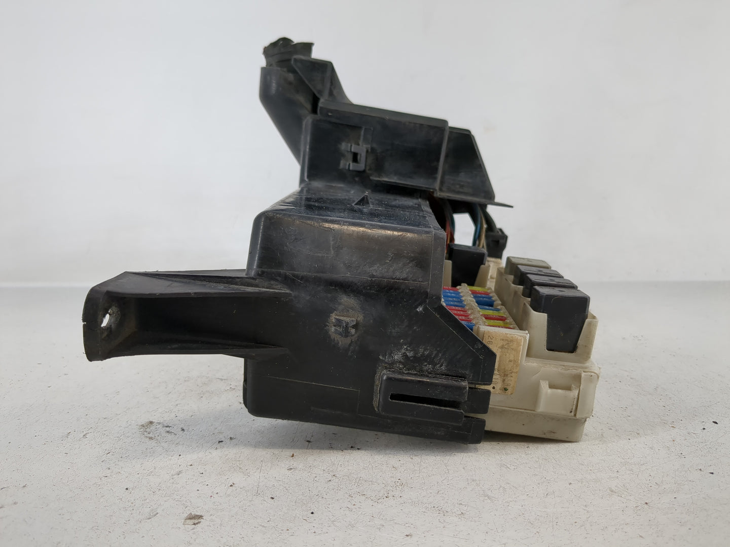 2002-2006 Nissan Altima Fusebox Fuse Box Panel Relay Module P/N:284B7AQ004 Fits Fits 2002 2003 2004 2005 2006 OEM Used Auto 